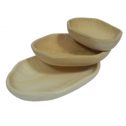 Komplet trzech misek dłubanych